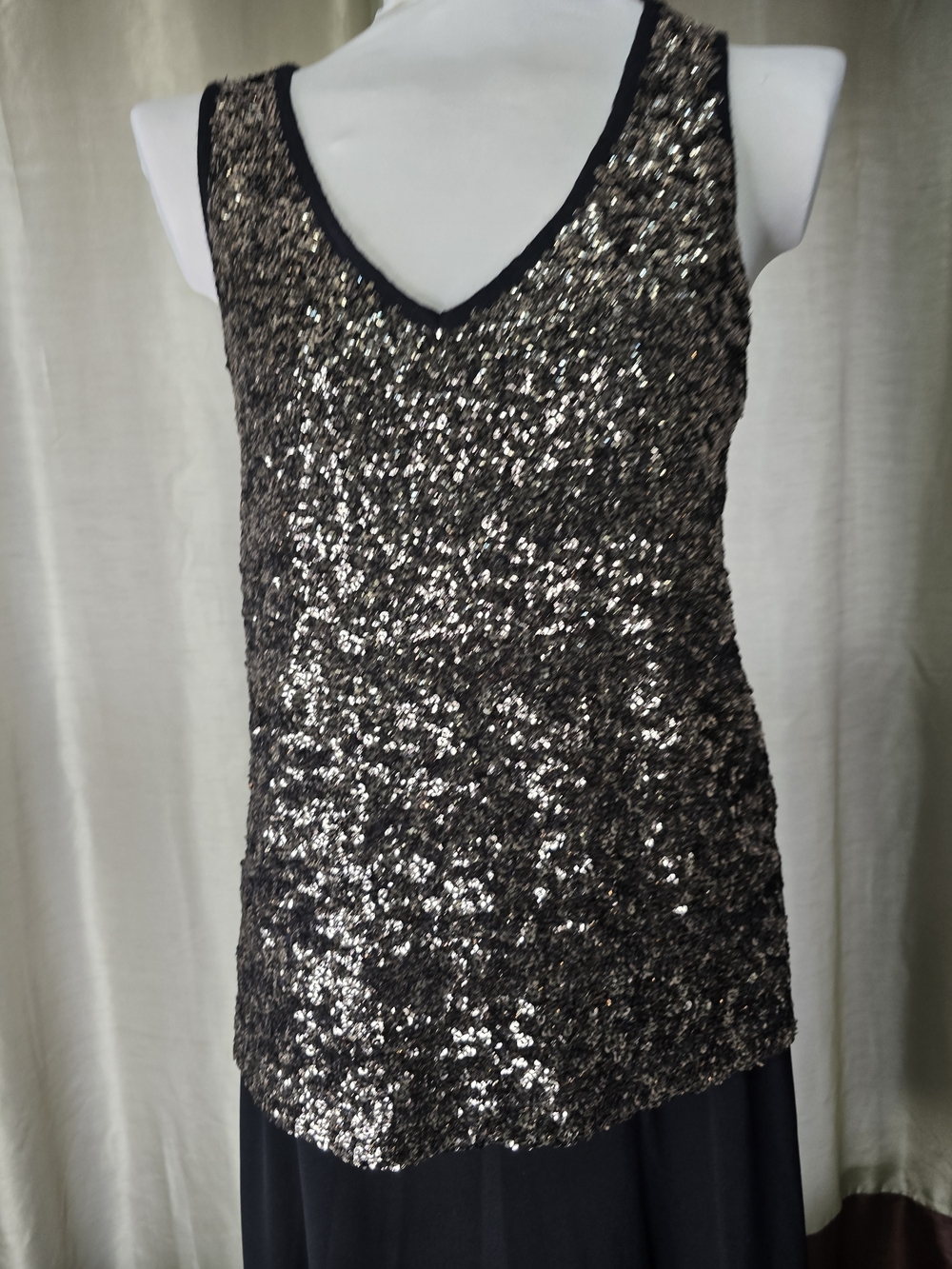 Cato Black and Gold Sequin V-Neck Camisole